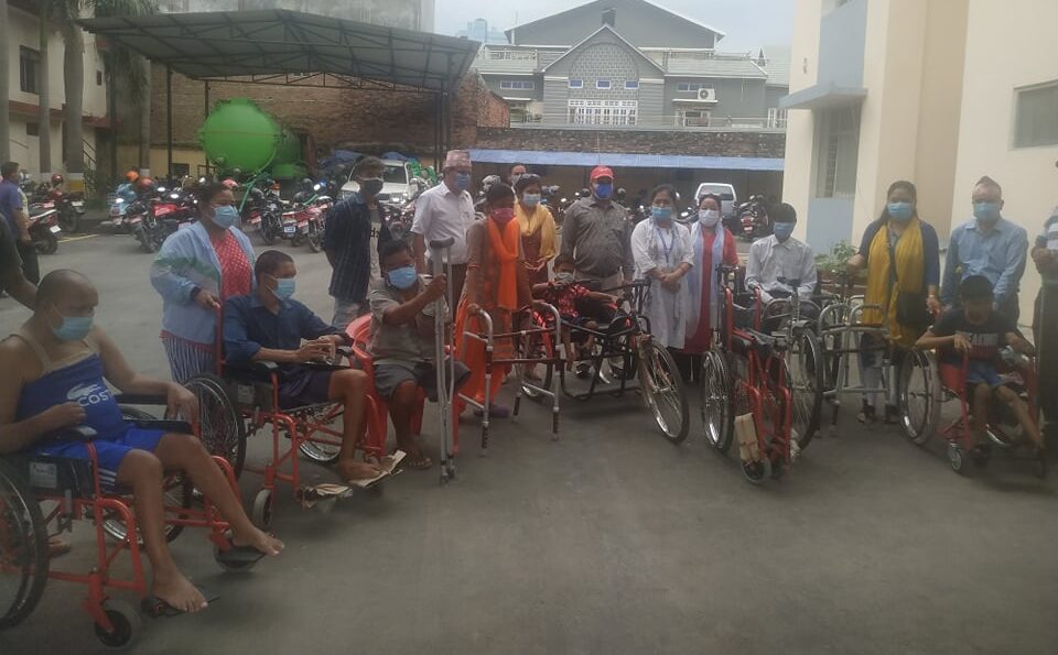 नेपालगन्ज उपमहानगरद्वारा अपाङ्गता भएका ब्यक्तिलाई सहयोग